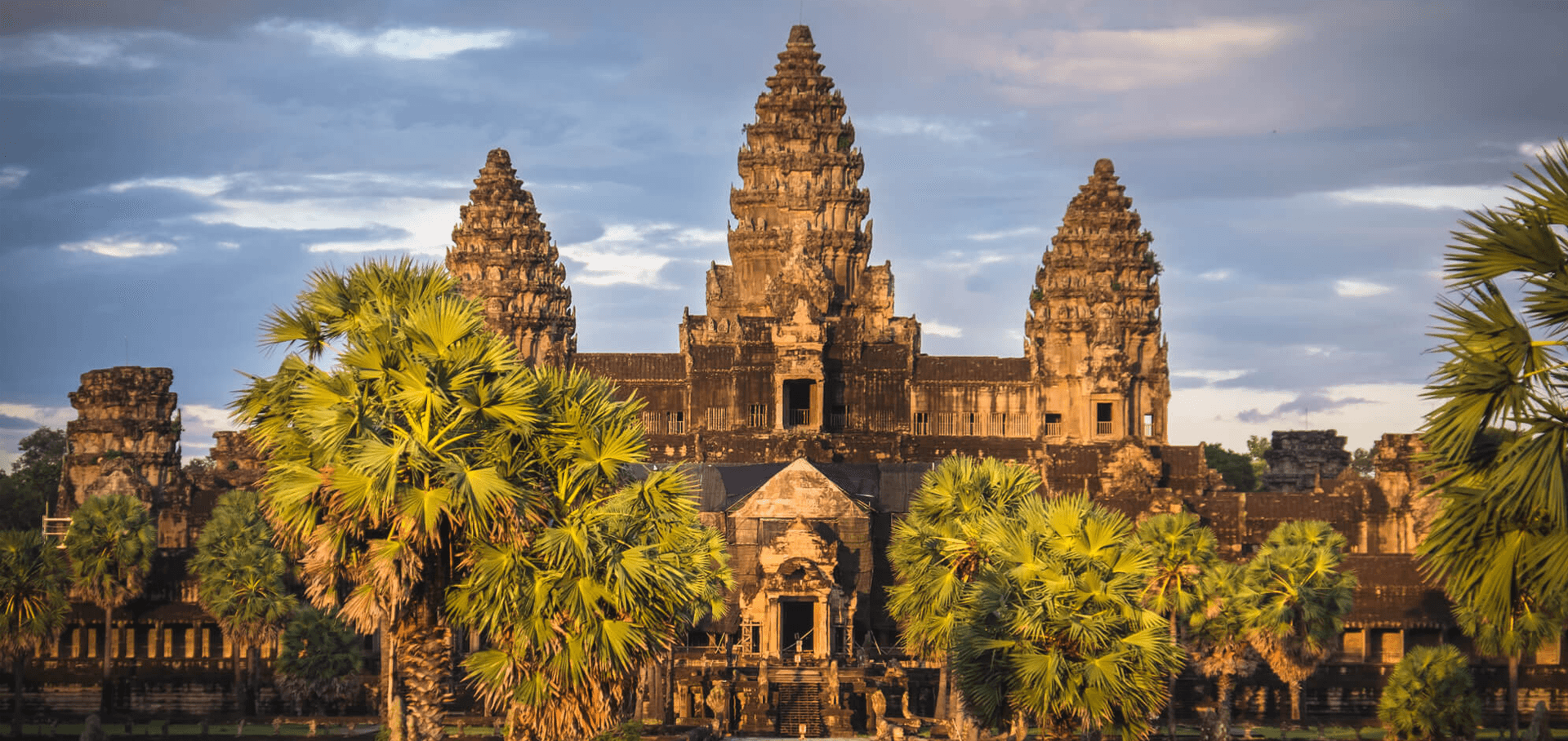 Exploring Angkor Wat & Siem Reap: Tomb Raider Temples & Ancient Khmer Heritage