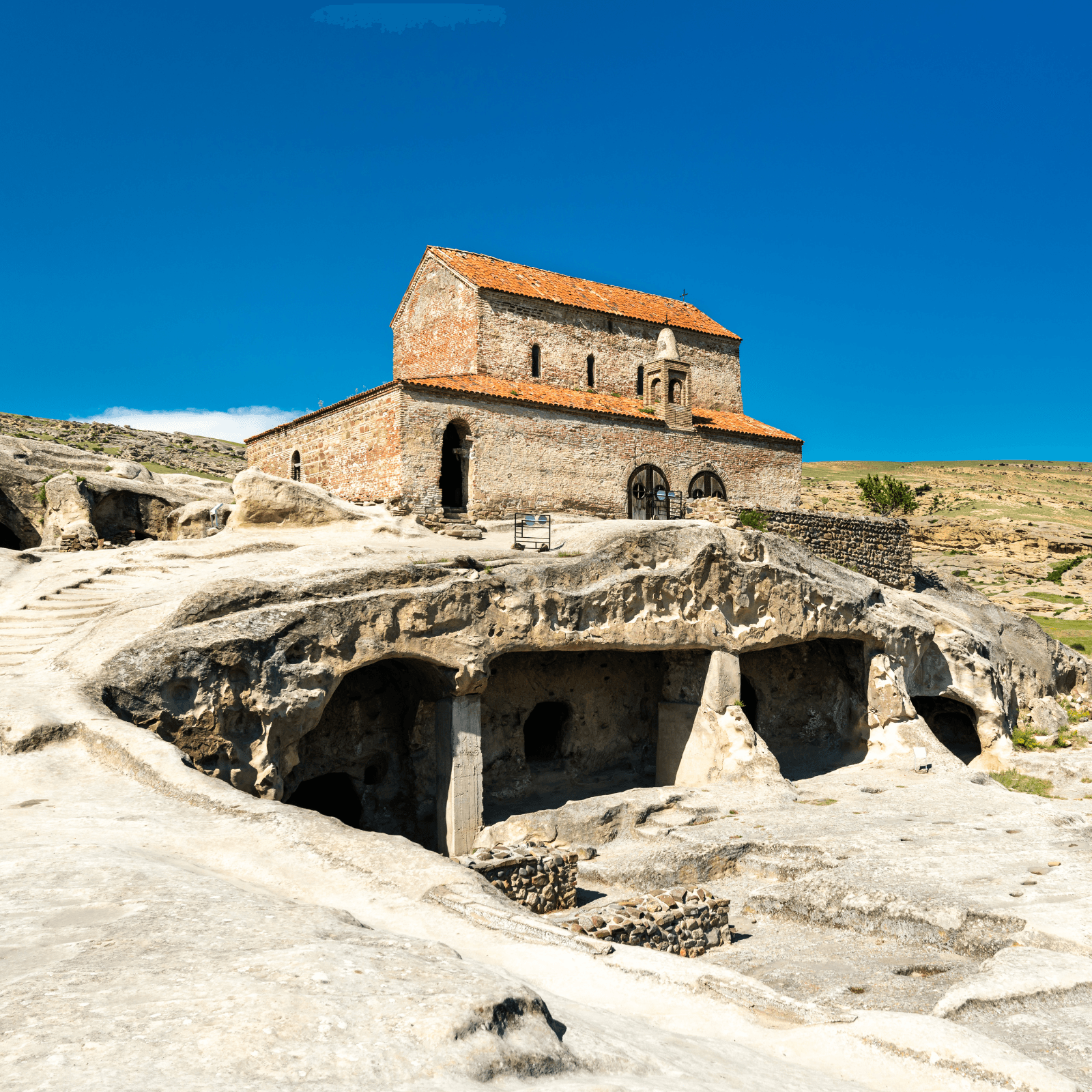 Ancient Cave Town Uplistsikhe: Step back in time at Uplistsikhe, exploring remarkable cave structures dating back centuries, reflecting Georgia’s rich historical heritage.