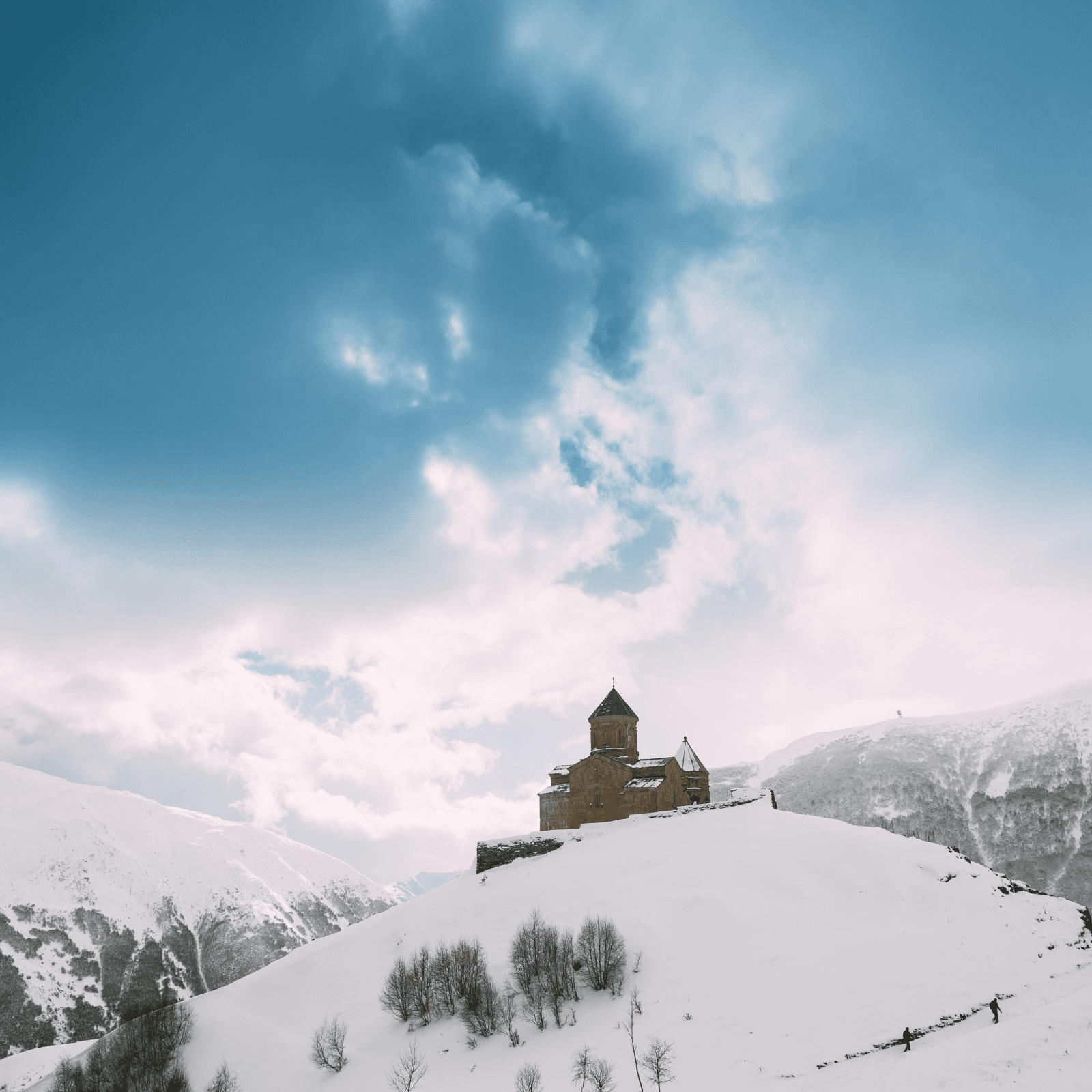 Kazbegi Adventure: Experience breathtaking views of Mount Kazbek and visit the iconic Gergeti Trinity Church nestled amidst picturesque landscapes.