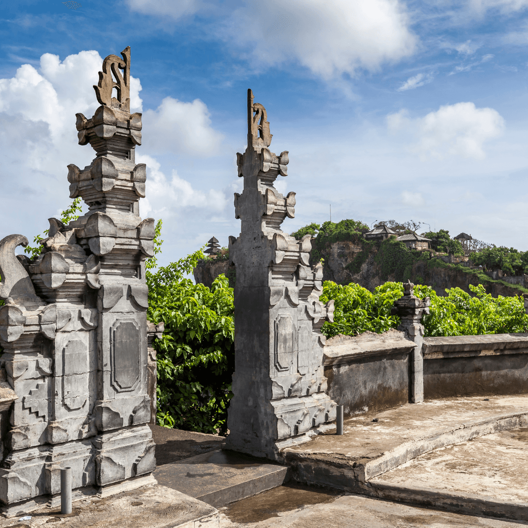 Delve into the cultural and artistic heart of Bali in Ubud. Visit local art markets, engage with traditional craftsmen, and unwind amidst lush green landscapes that inspire tranquility and artistic thought.