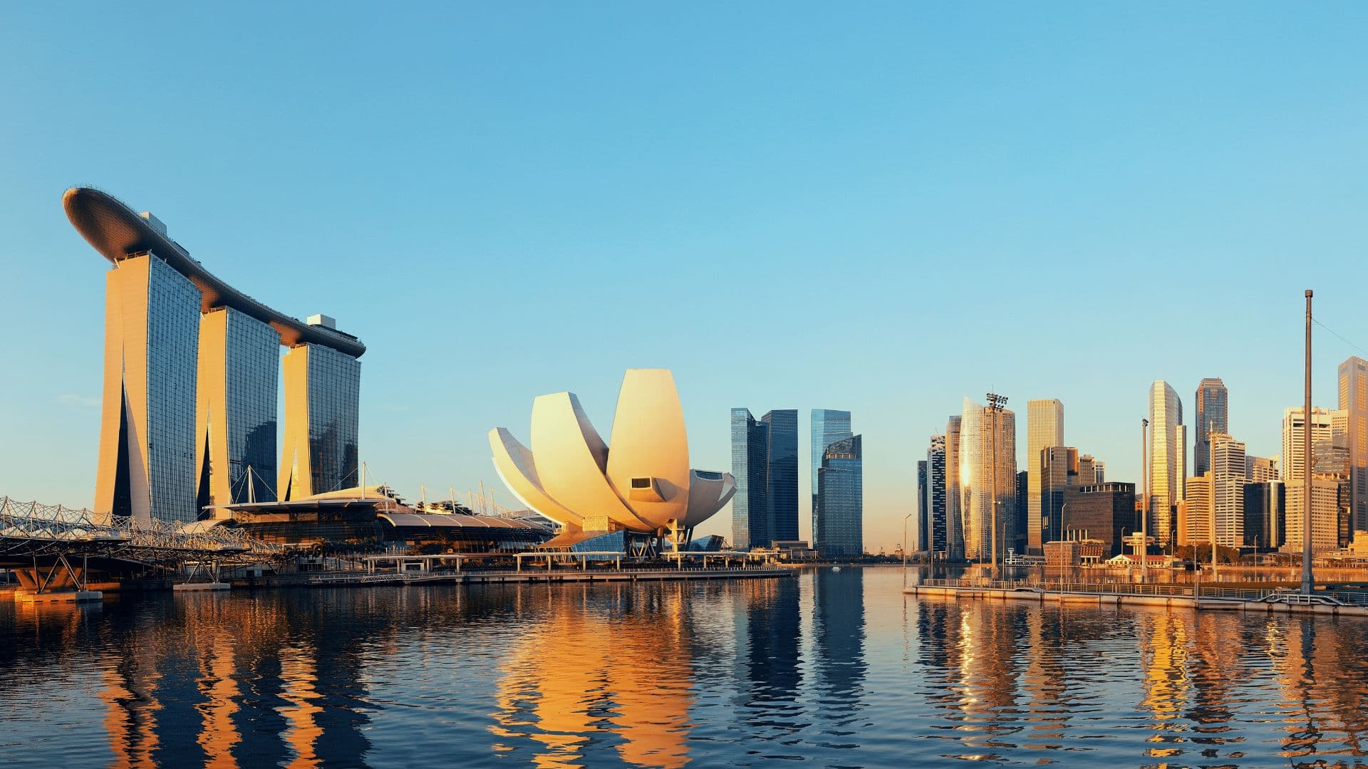 Explore Singapore in 5 Days – Gardens by the Bay to Universal Studios